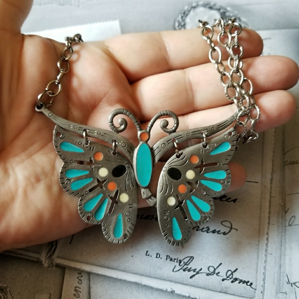 💖Amazing💖 Vintage Butterfly Necklace - Picture 2 of 8